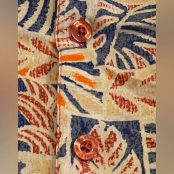 Finest SILK Luau Edition Hawaiian Shirt By Weekender, Size XL - Picture 5 of 8